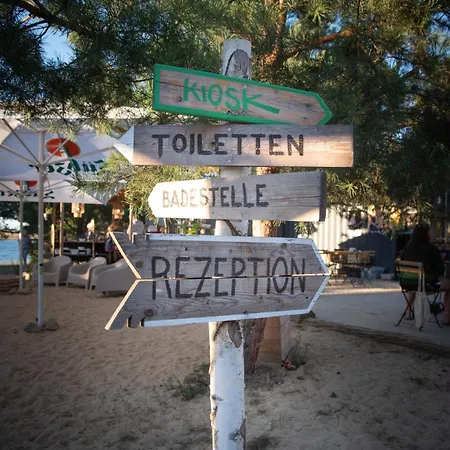 Raus Und Gut Glamping Am Graebendorfer