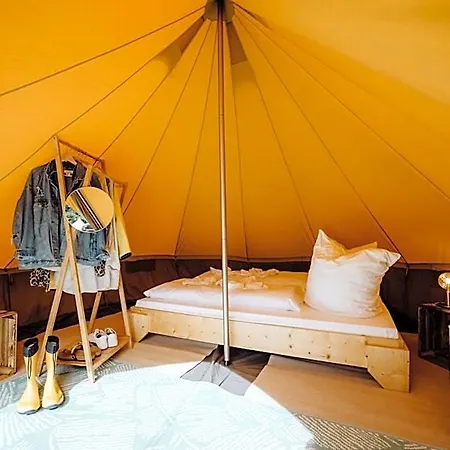 Raus Und Gut Glamping Am Graebendorfer Hotel *