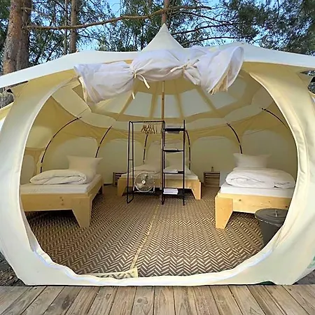 Raus Und Gut Glamping Am Graebendorfer Hotel