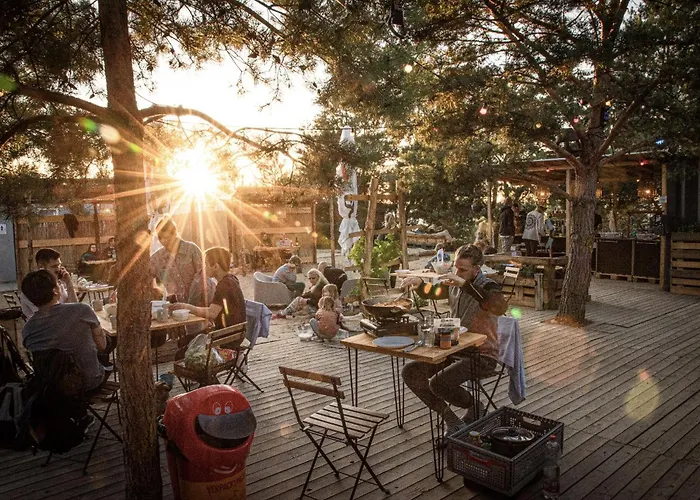 Raus Und Gut Glamping Am Graebendorfer Otel Drebkau