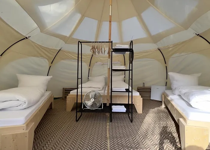 Raus Und Gut Glamping Am Graebendorfer